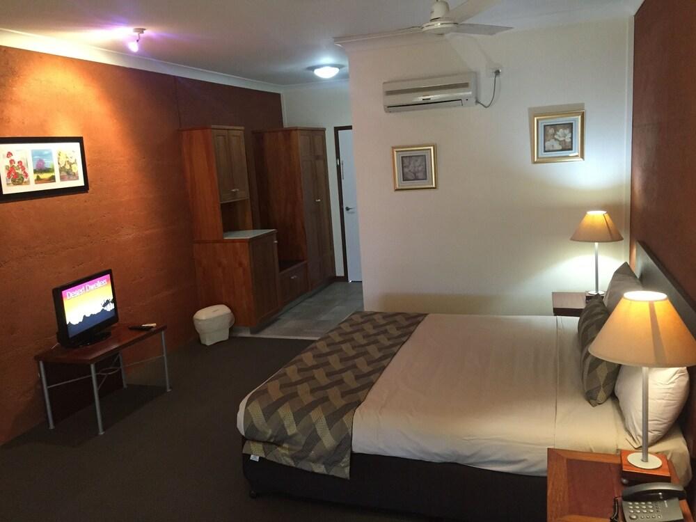 Cloncurry 集吉不过汽车旅馆 外观 照片