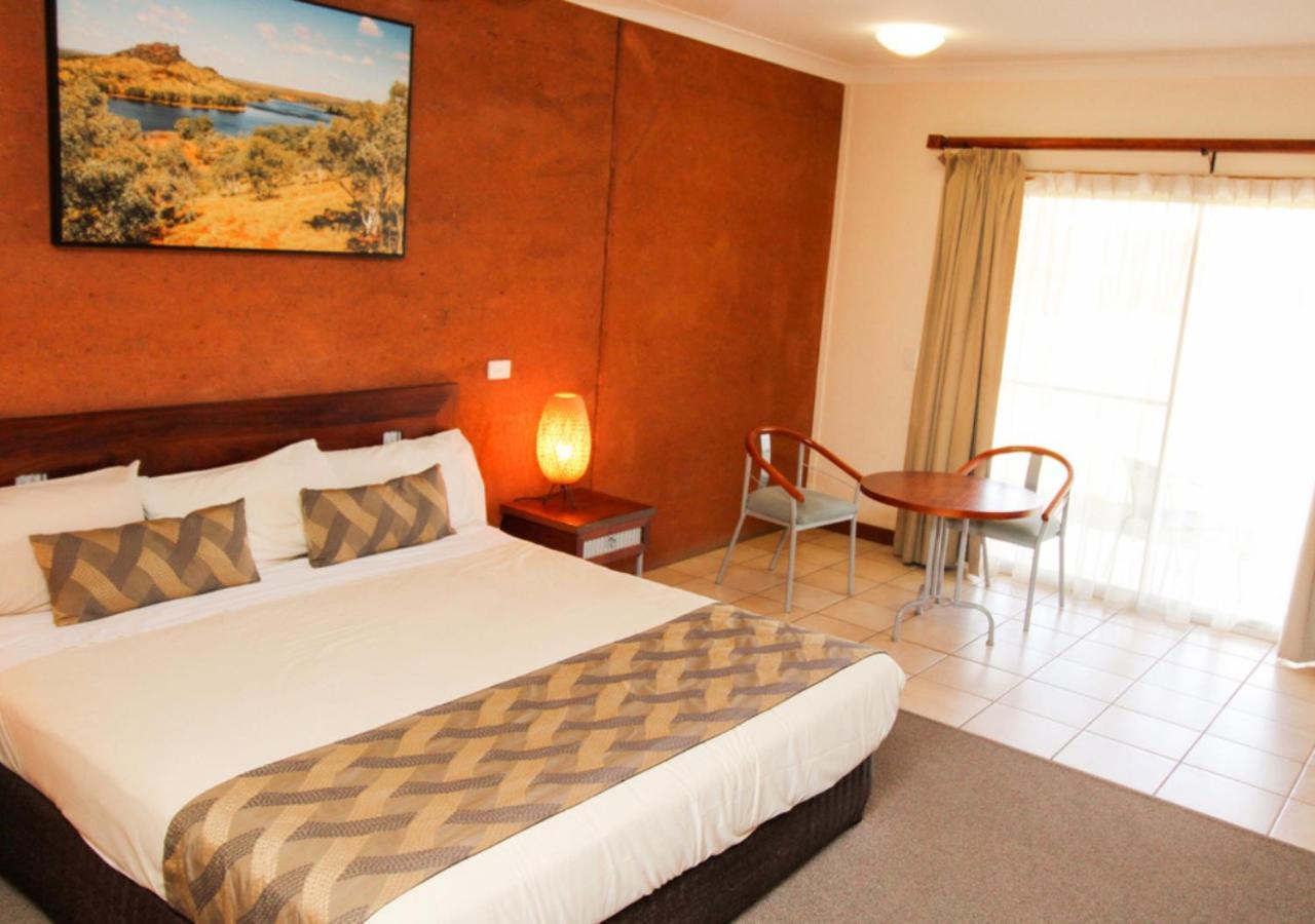 Cloncurry 集吉不过汽车旅馆 外观 照片